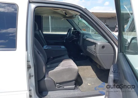 2005 Chevrolet Silverado 2500Hd Ls from USA, damaged, VIN 1GCHC23U25F838815